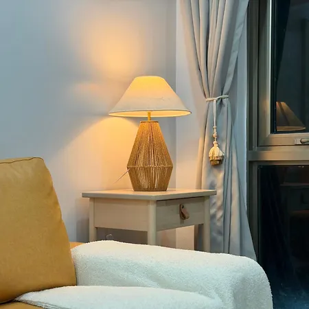 Premier 3Br With Fast Internet Near High Street Bgc