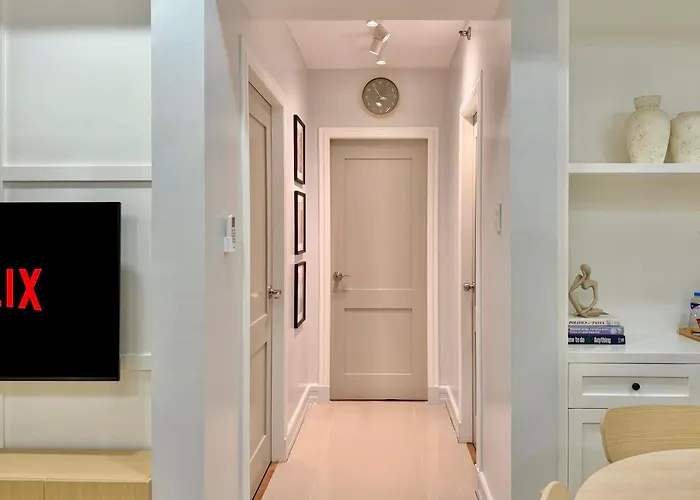 Premier 3br With Fast Internet Near High Street Bgc 4* マニラ市