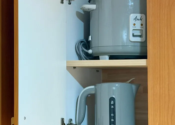 Premier 3br With Fast Internet Near High Street Bgc アパートホテル