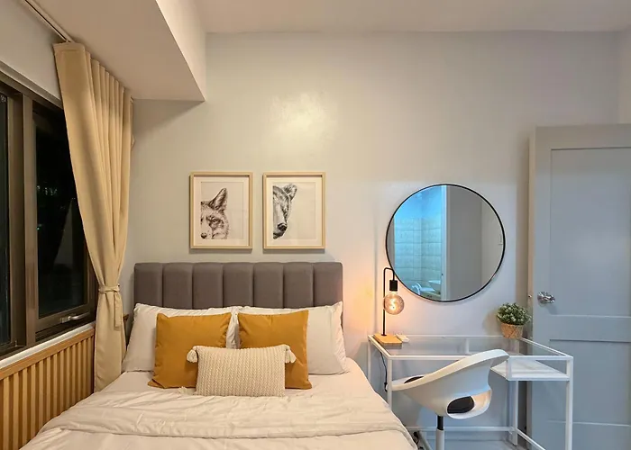 Premier 3br With Fast Internet Near High Street Bgc