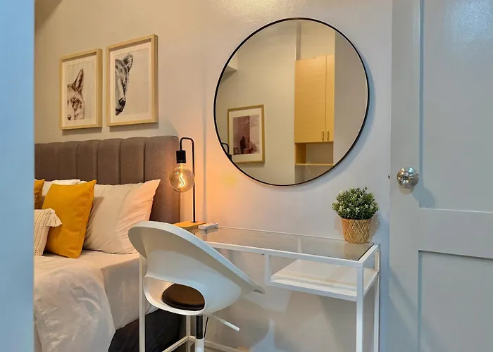 Premier 3br With Fast Internet Near High Street Bgc マニラ市